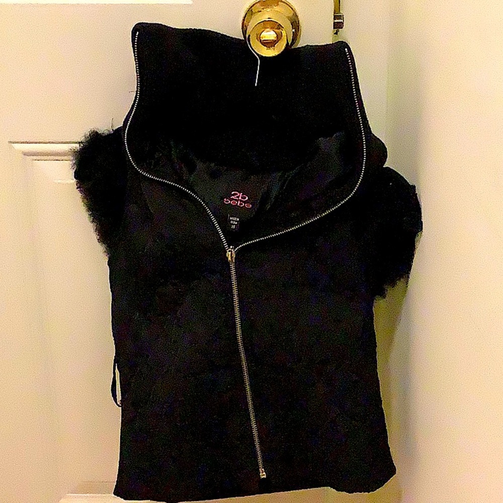 2b Bebe Extra Small Sleeveless hooded cropped jacket